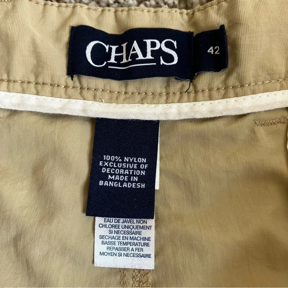 Chaps Flat Front Nylon Safari Shorts Zip Cargo Pockets Built-in Belt Tan Sz 42